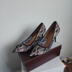 Elegant Lace Women's Heels